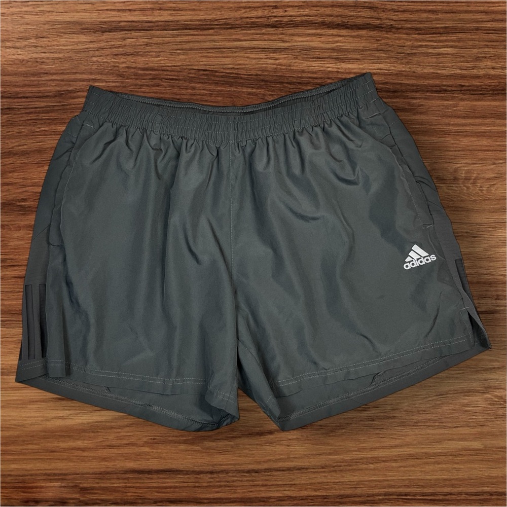 Adida’s Men’s Dark Gray 4.5” Athletic Shorts. Size XL